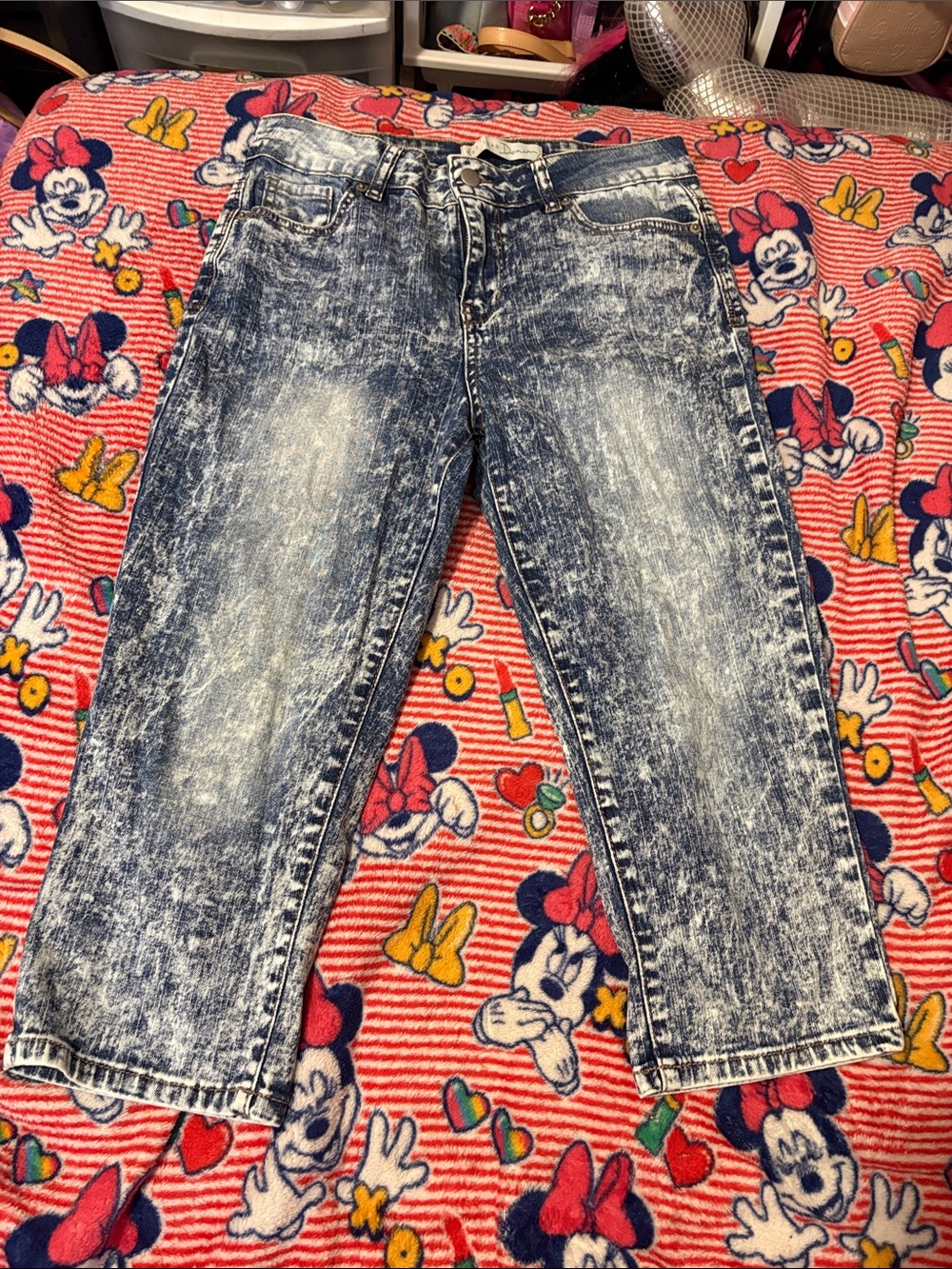 Cato Women's Relaxed Acid Wash Blue Jeans - Picture 1 of 9